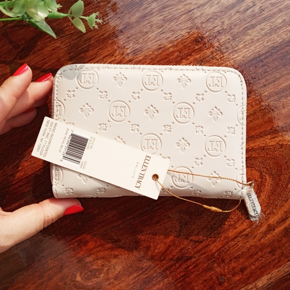 Original Ellen Tracy NWT Wallet *Light Cream Colour - Picture 9 of 17